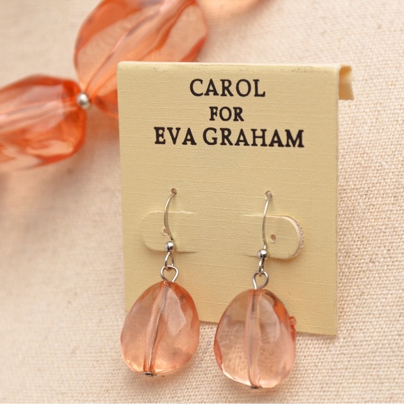 Peach fuzz beaded jewelry set with somewhat transparent Carol for Eva Graham - Picture 8 of 11